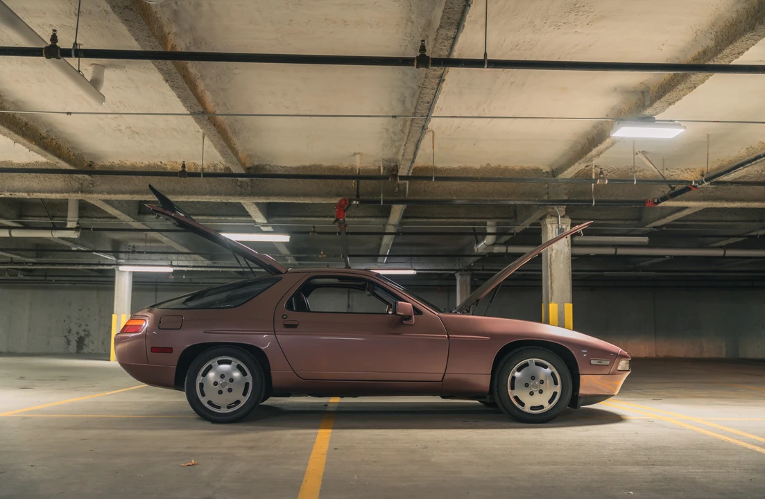 1988 Porsche 928 S4 - Image 10 of 31