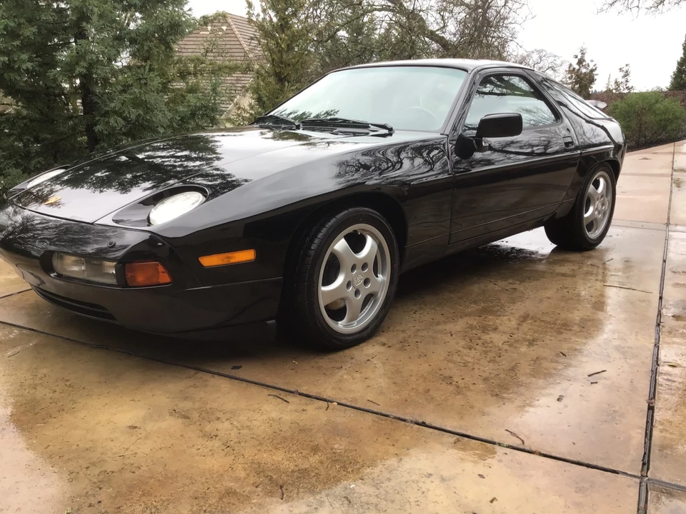 1988 Porsche 928 S4 - Image 2 of 31