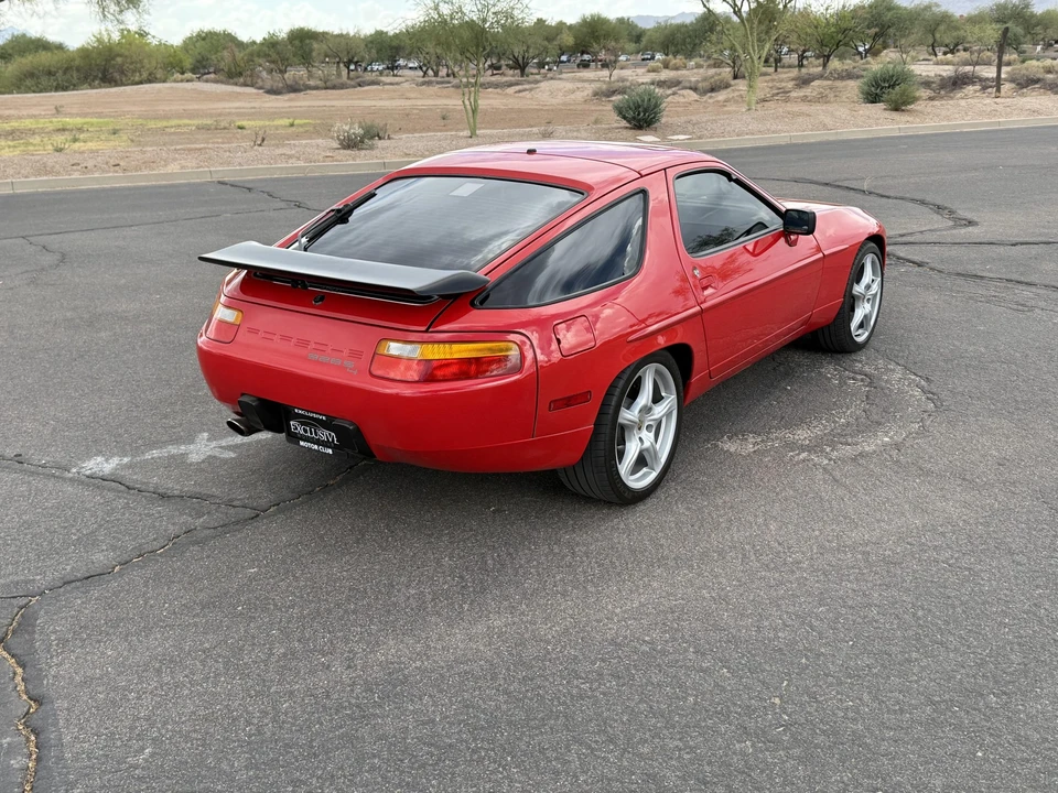 1988 Porsche 928 S4 - Image 15 of 31