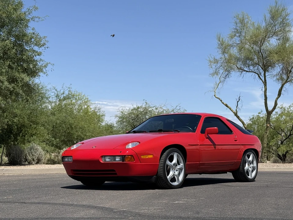 1988 Porsche 928 S4 - Image 2 of 31
