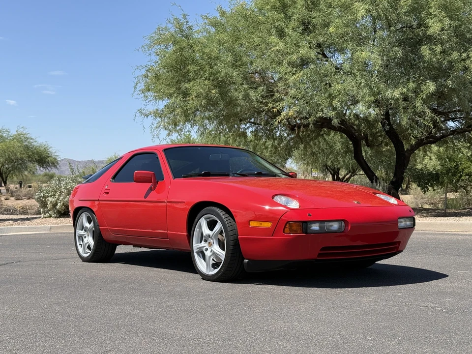 1988 Porsche 928 S4 - Image 7 of 31