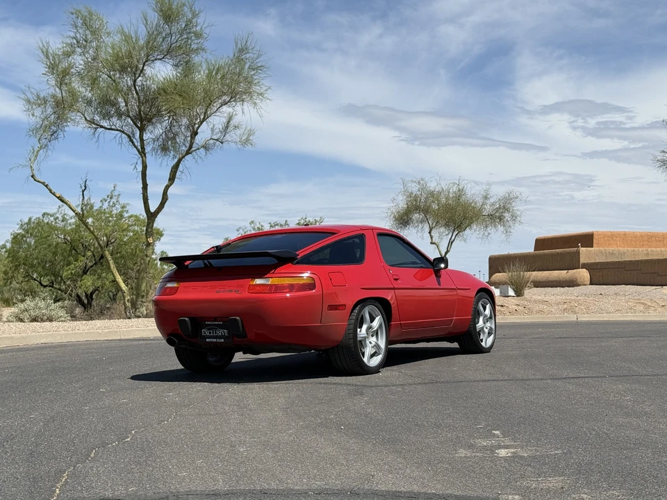 1988 Porsche 928 S4 - Image 13 of 31