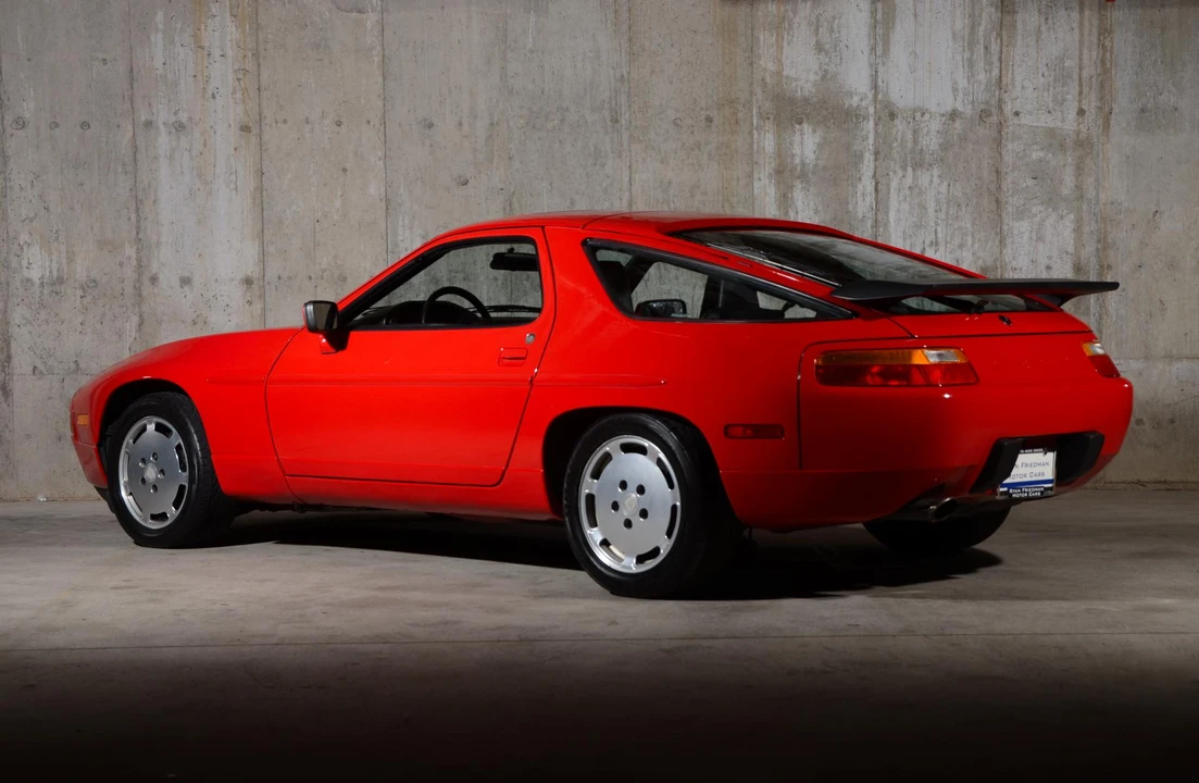 1988 Porsche 928 S4 - Image 5 of 31