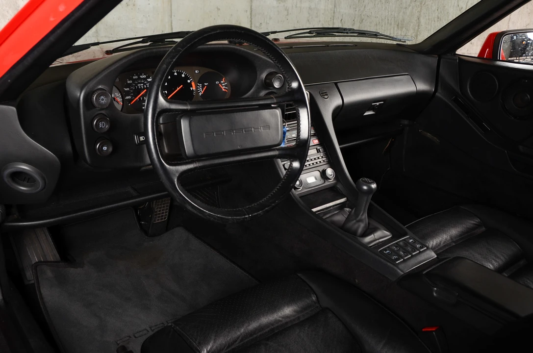 1988 Porsche 928 S4 - Image 22 of 31
