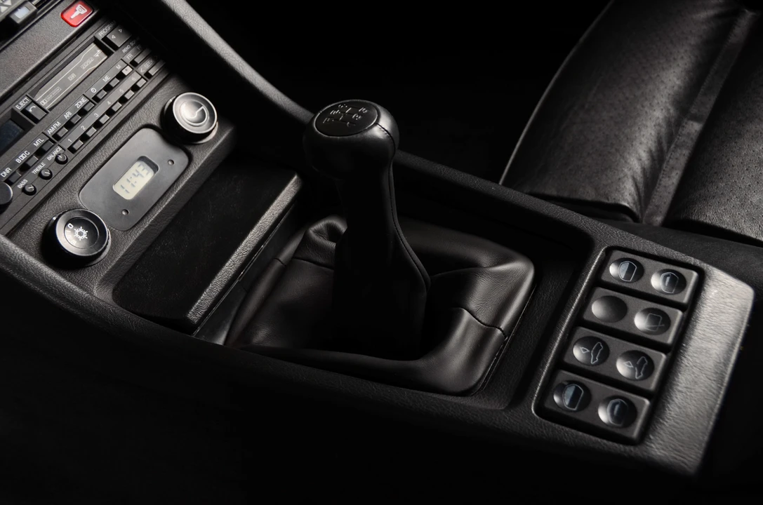 1988 Porsche 928 S4 - Image 25 of 31