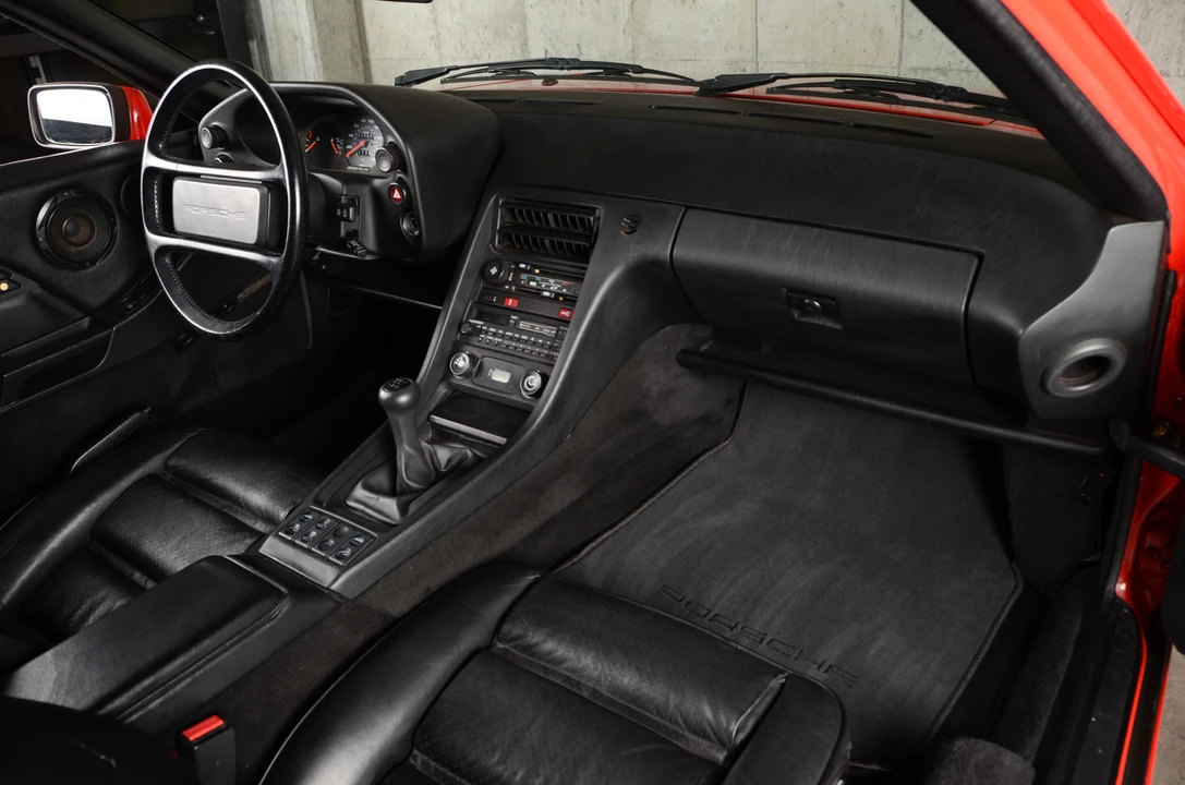 1988 Porsche 928 S4 - Image 26 of 31