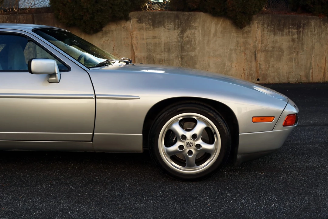1988 Porsche 928 S4 - Image 26 of 31