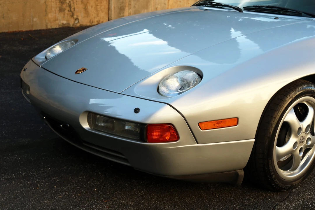 1988 Porsche 928 S4 - Image 17 of 31