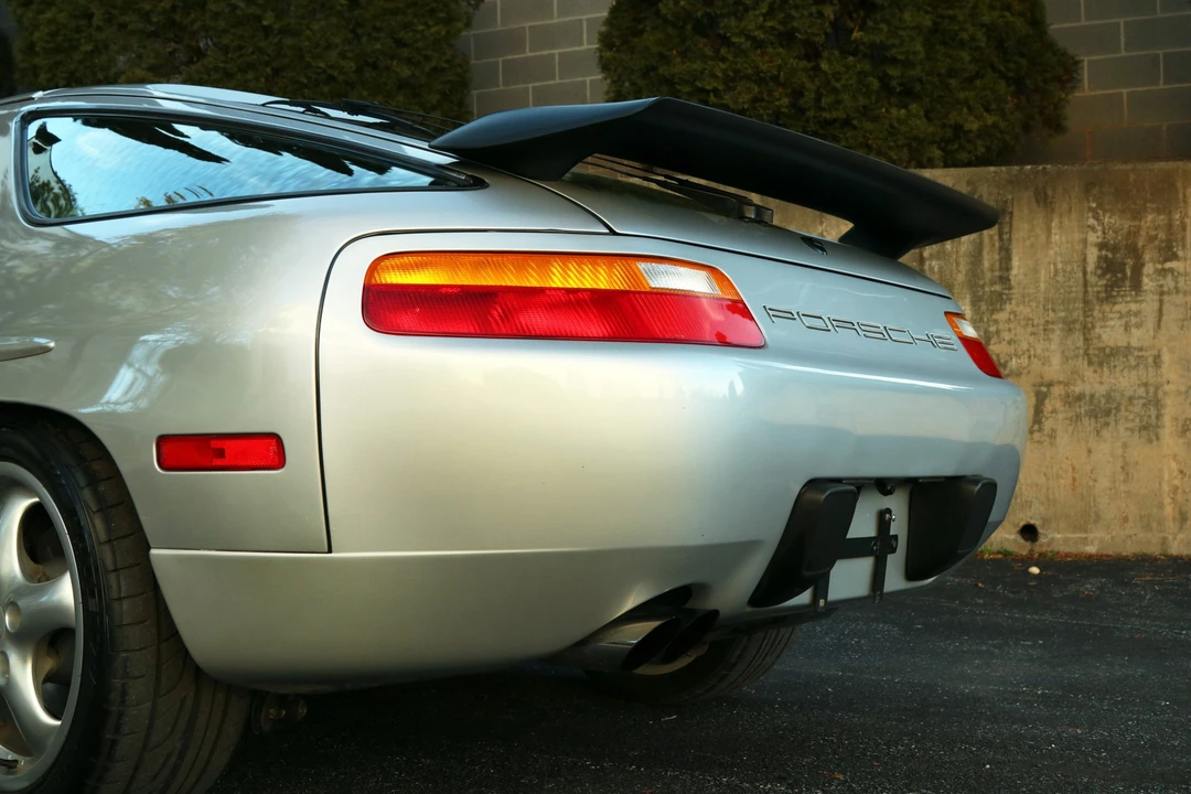 1988 Porsche 928 S4 - Image 22 of 31
