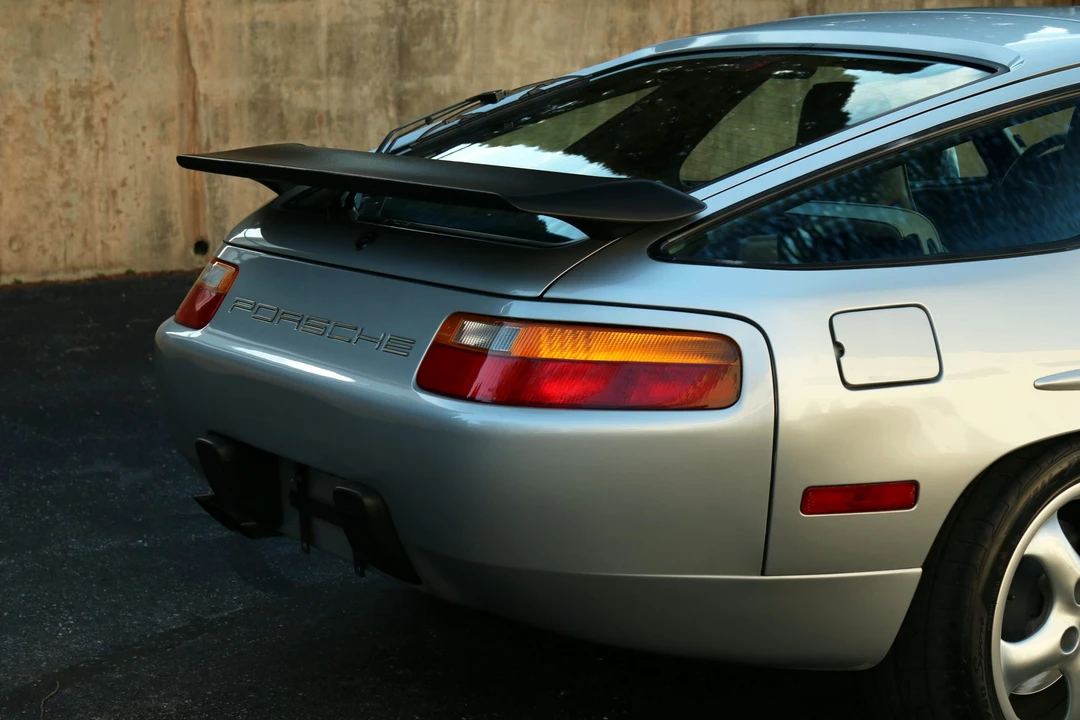 1988 Porsche 928 S4 - Image 21 of 31