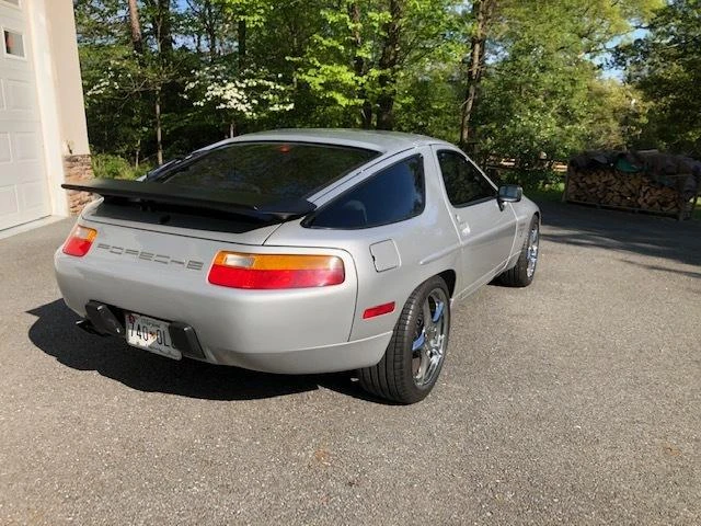 1988 Porsche 928 S4 - Image 28 of 31