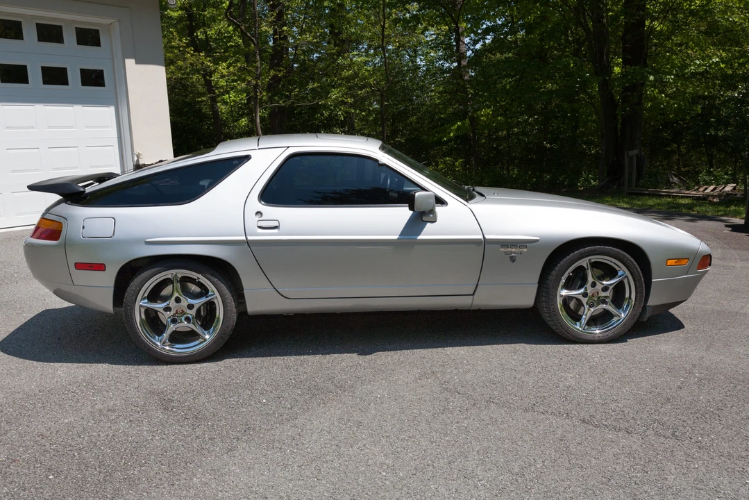 1988 Porsche 928 S4 - Image 19 of 31