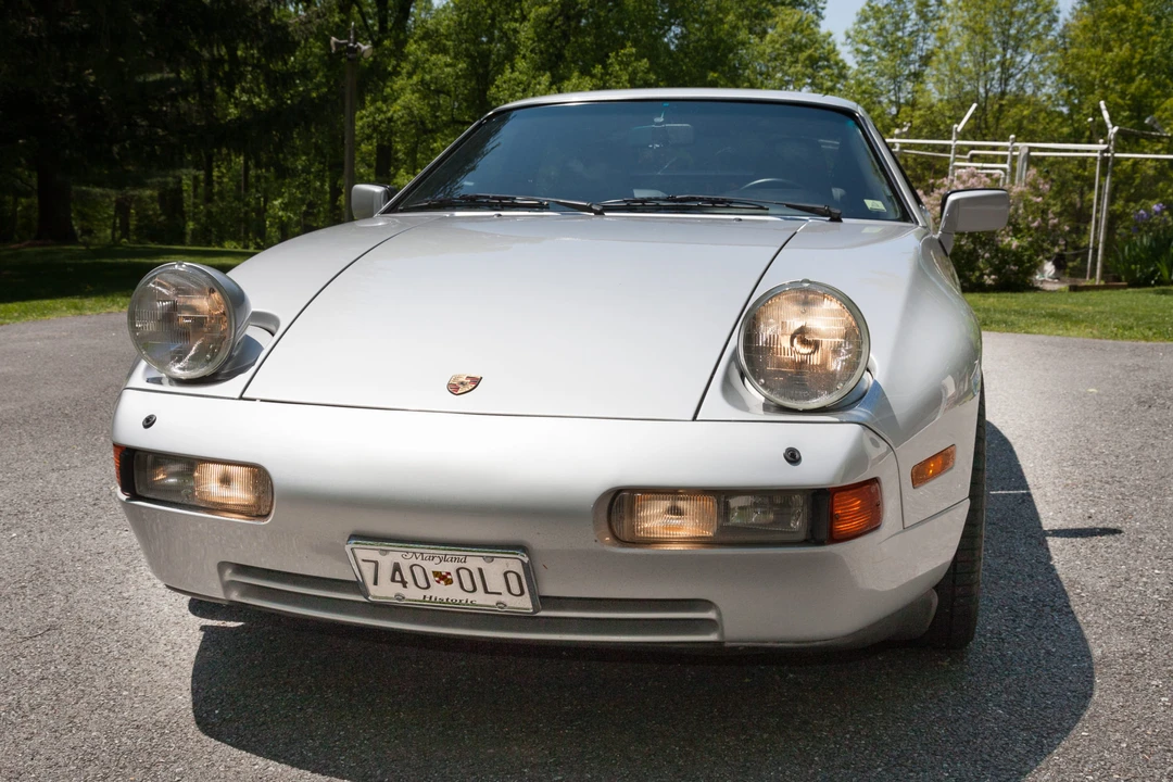 1988 Porsche 928 S4 - Image 9 of 31