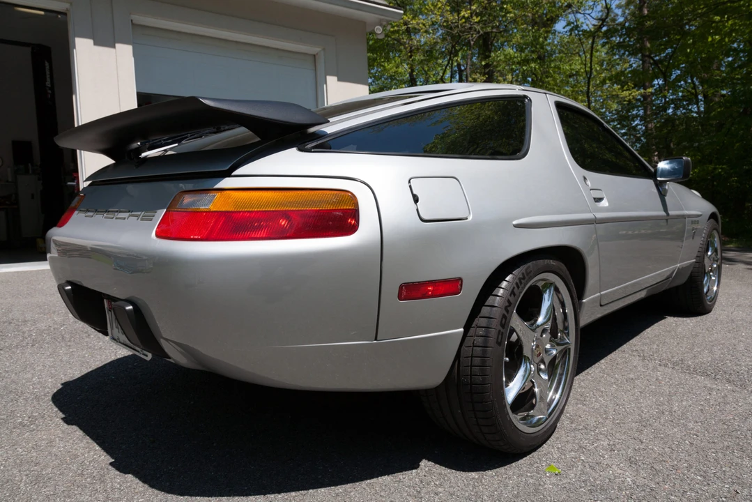 1988 Porsche 928 S4 - Image 26 of 31