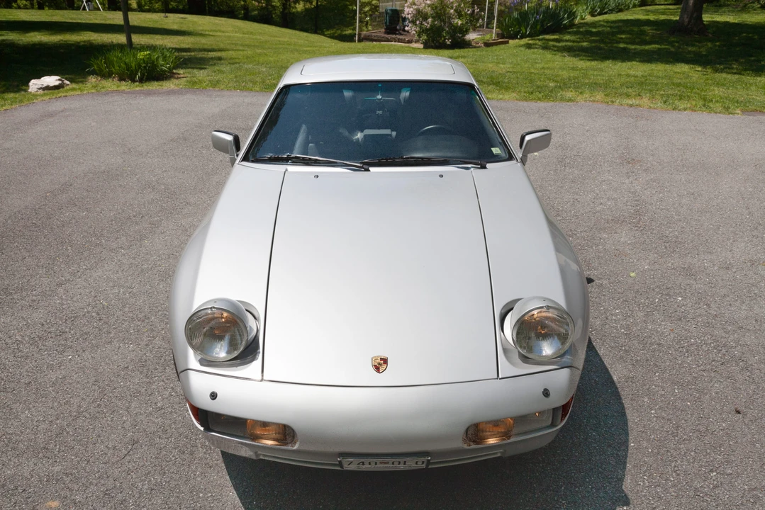 1988 Porsche 928 S4 - Image 12 of 31