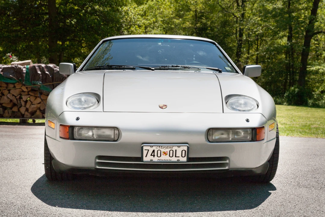 1988 Porsche 928 S4 - Image 11 of 31
