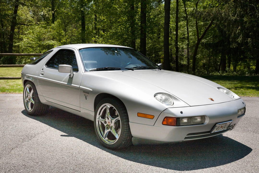 1988 Porsche 928 S4 - Image 16 of 31