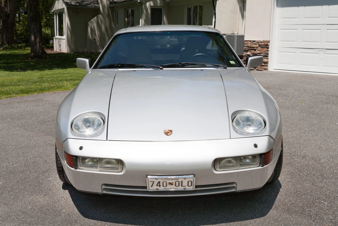 1988 Porsche 928 S4 - Image 13 of 31