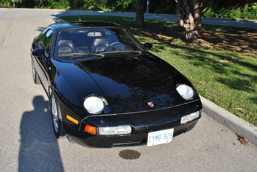 1988 Porsche 928 S4 - Image 13 of 31