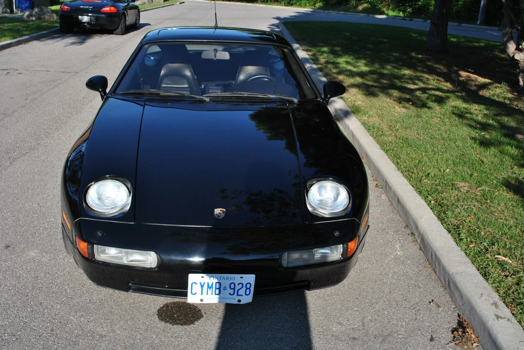 1988 Porsche 928 S4 - Image 11 of 31