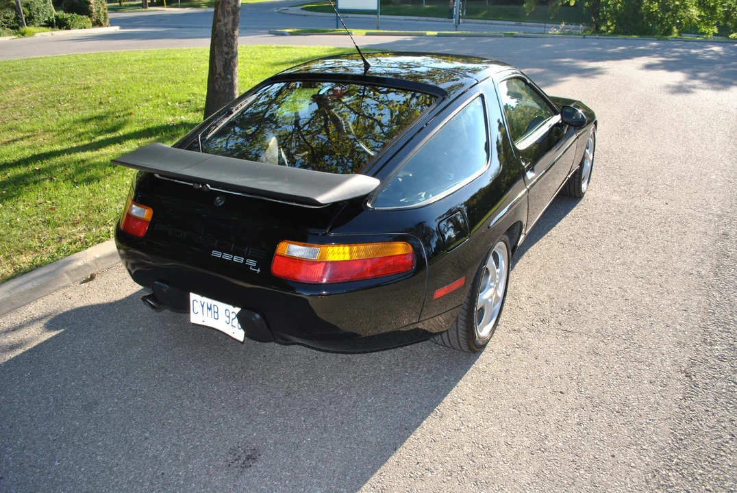 1988 Porsche 928 S4 - Image 23 of 31