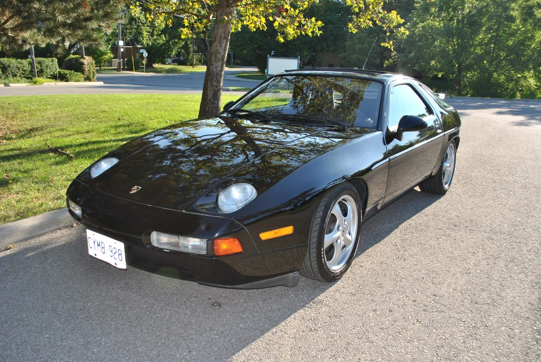 1988 Porsche 928 S4 - Image 7 of 31