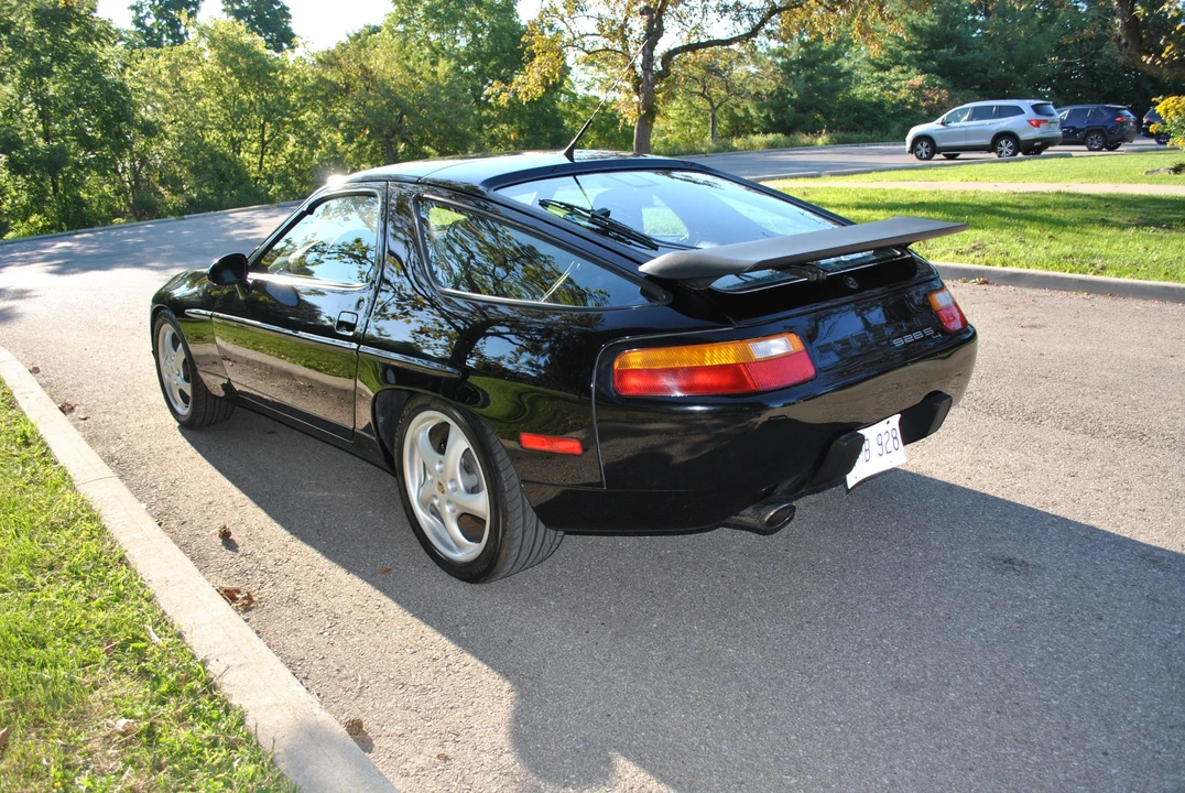 1988 Porsche 928 S4 - Image 26 of 31