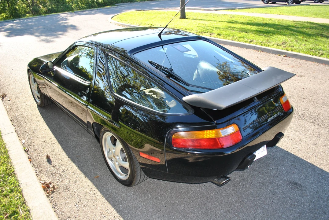 1988 Porsche 928 S4 - Image 25 of 31
