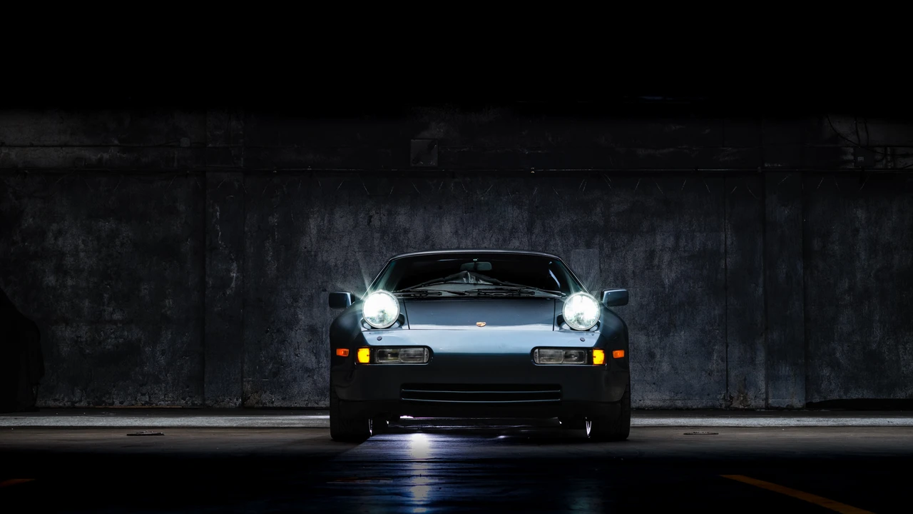 1988 Porsche 928 S4 - Image 6 of 31