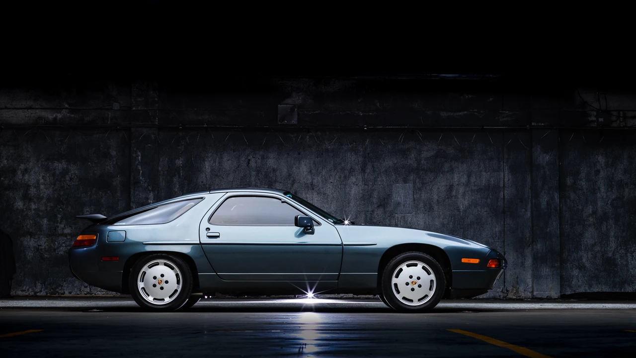 1988 Porsche 928 S4 - Image 7 of 31