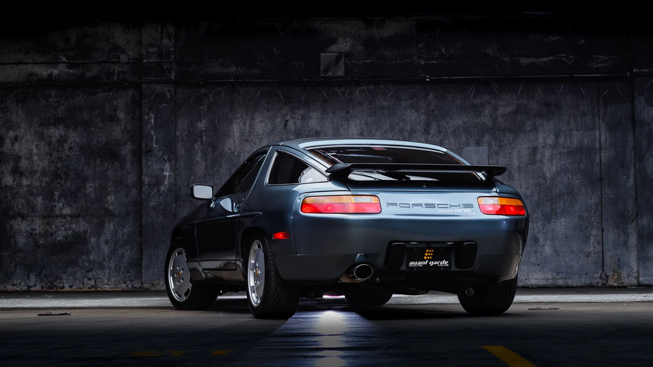 1988 Porsche 928 S4 - Image 10 of 31