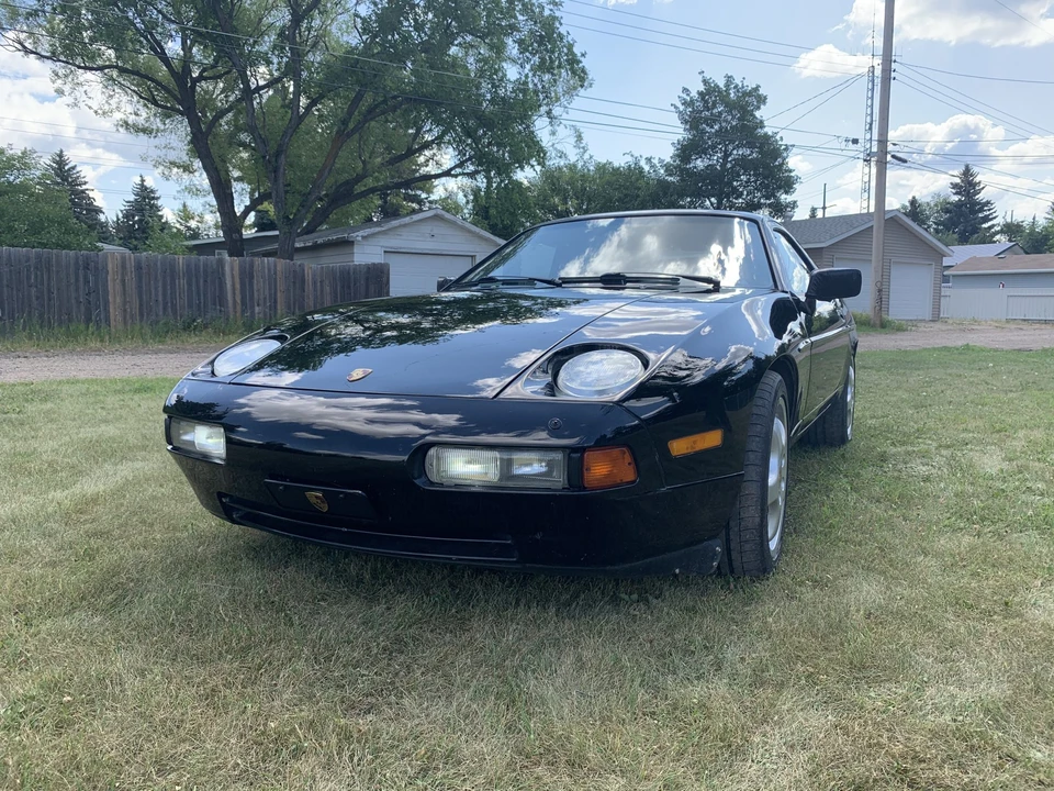 1988 Porsche 928 S4 - Image 9 of 31