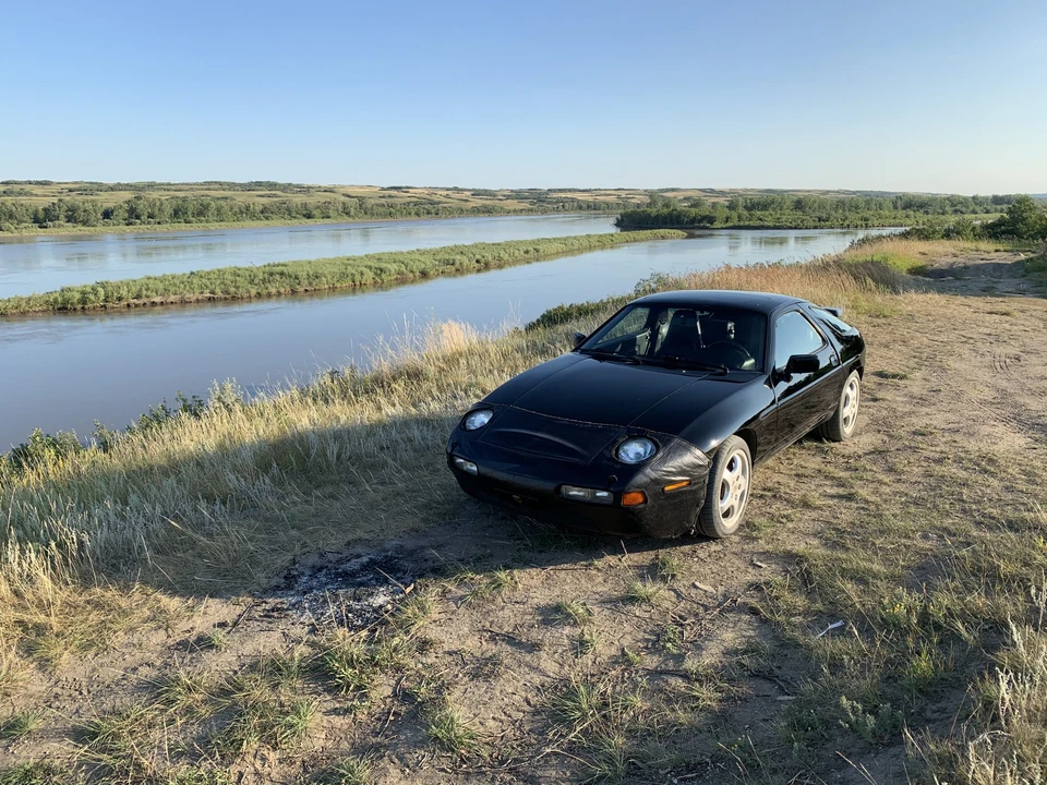 1988 Porsche 928 S4 - Image 7 of 31