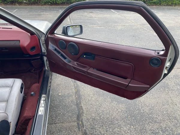 1988 Porsche 928 S4 - Image 11 of 20