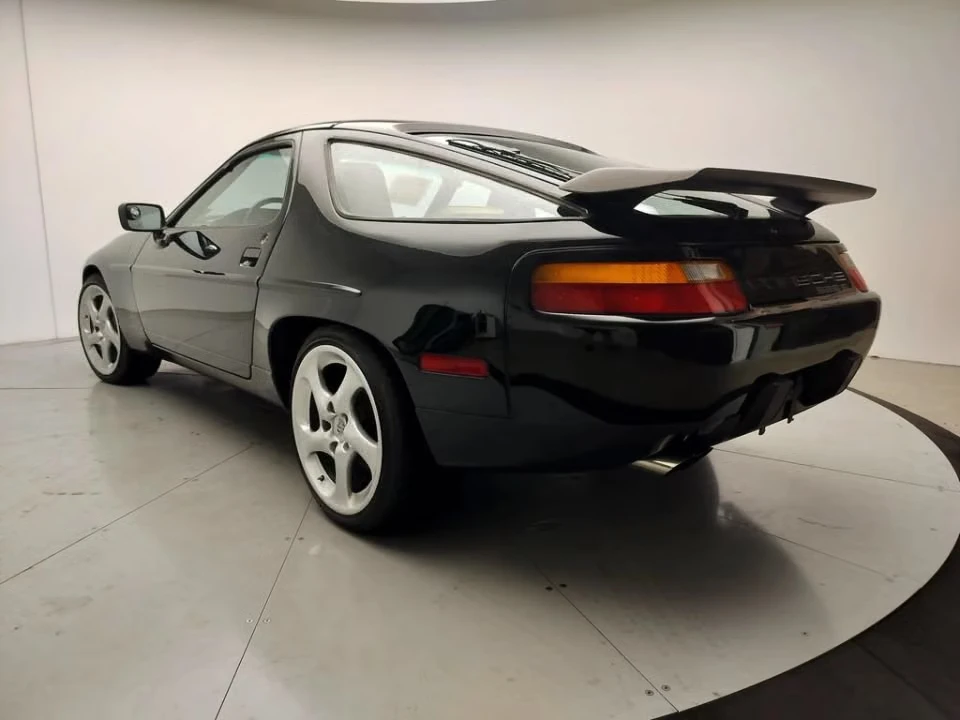 1988 Porsche 928 S4 - Image 19 of 31