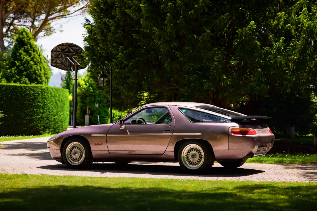 1988 Porsche 928 S4 - Image 5 of 26