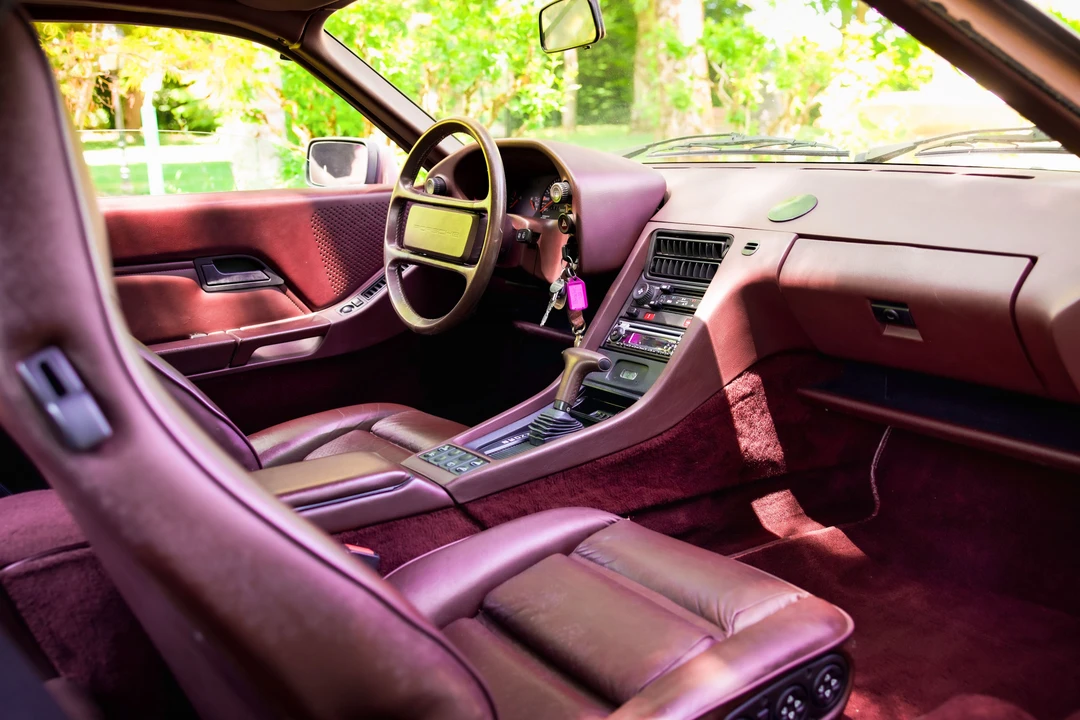 1988 Porsche 928 S4 - Image 23 of 26