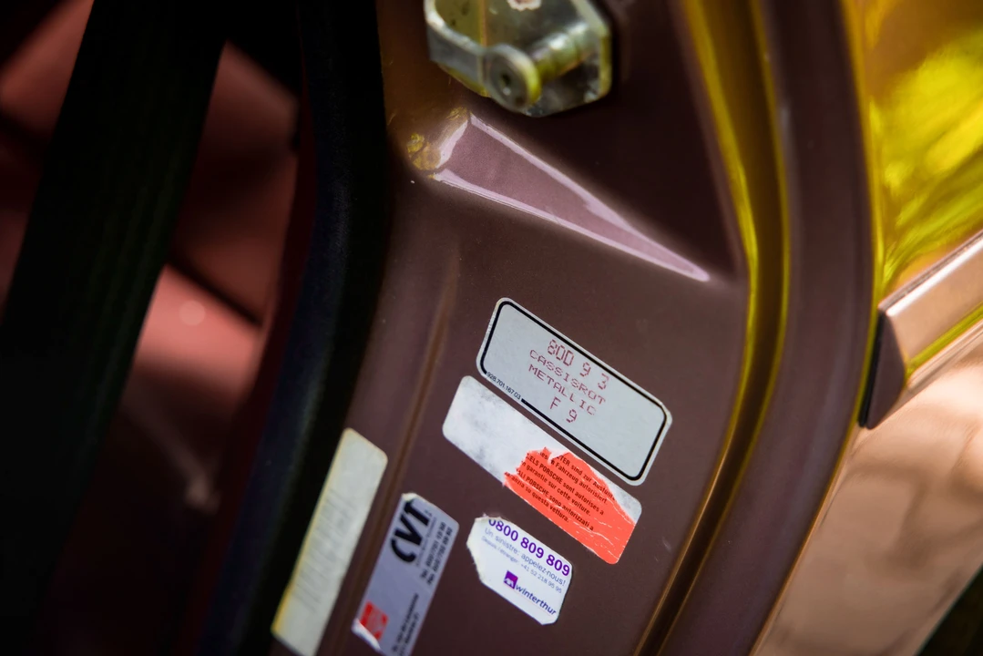 1988 Porsche 928 S4 - Image 18 of 26