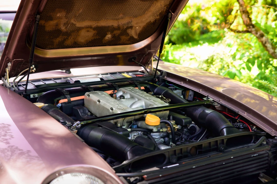 1988 Porsche 928 S4 - Image 10 of 26