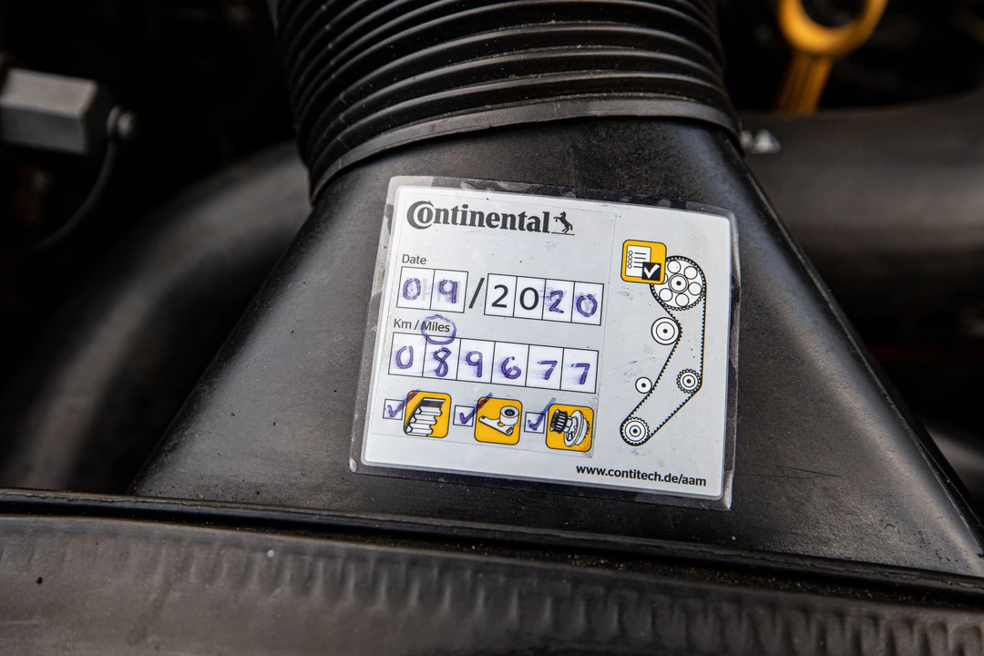 1988 Porsche 928 S4 - Image 8 of 10