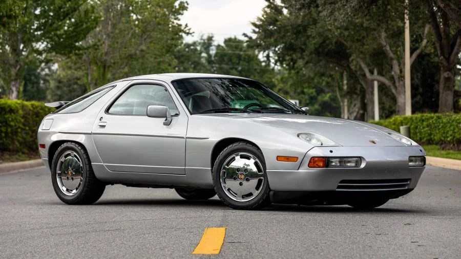1988 Porsche 928 S4 - Image 6 of 31