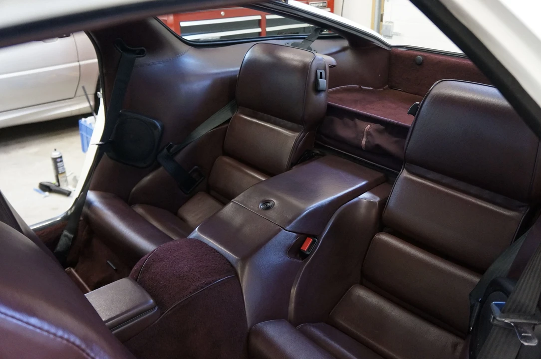 1988 Porsche 928 S4 - Image 8 of 10