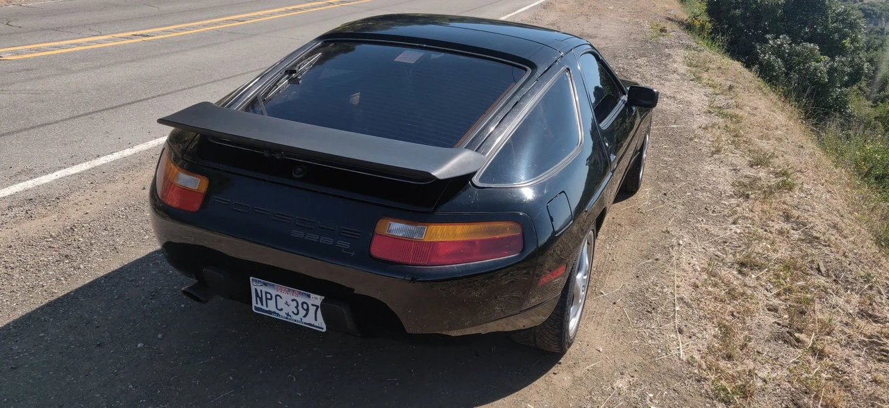 1988 Porsche 928 S4 - Image 6 of 28