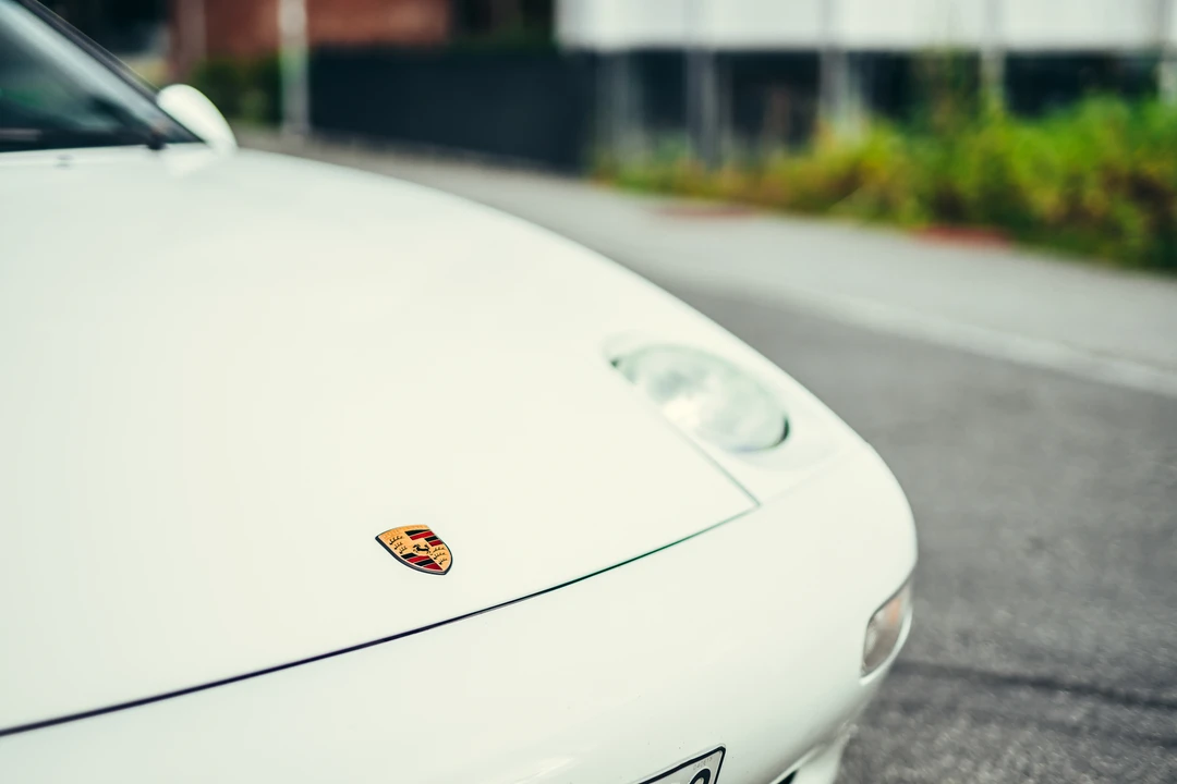 1988 Porsche 928 S4 - Image 13 of 31