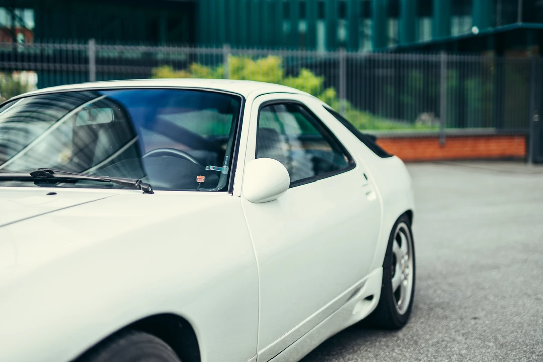 1988 Porsche 928 S4 - Image 20 of 31