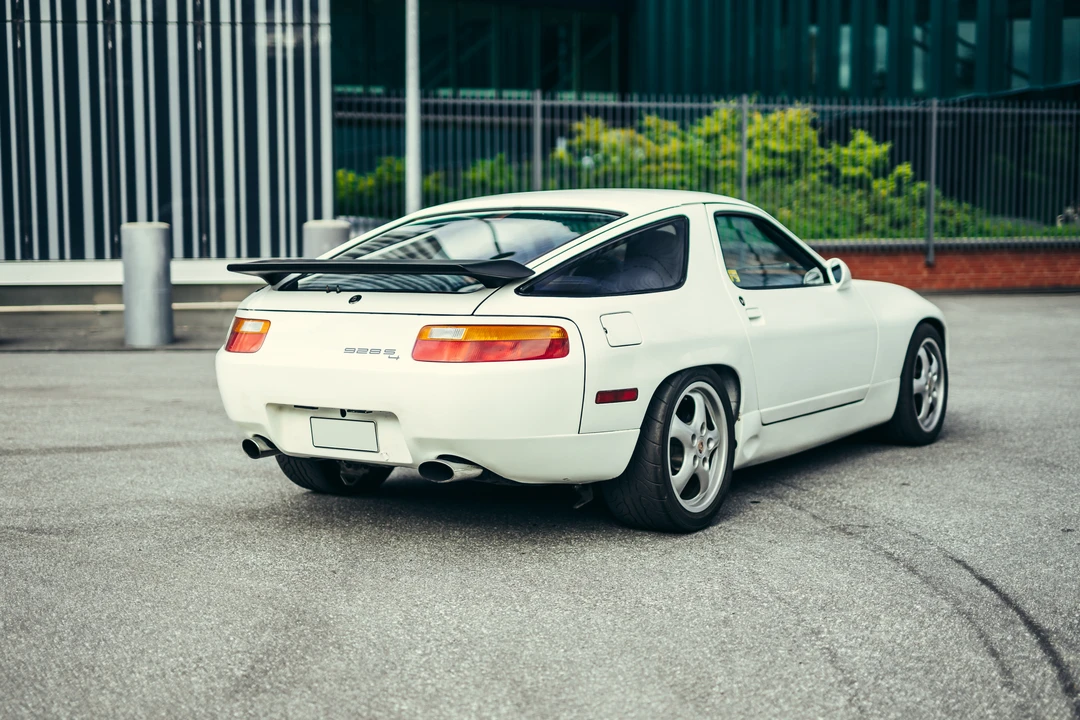 1988 Porsche 928 S4 - Image 5 of 31