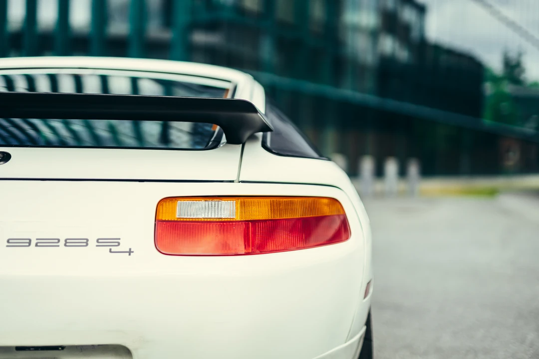 1988 Porsche 928 S4 - Image 26 of 31