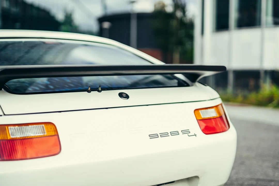 1988 Porsche 928 S4 - Image 29 of 31