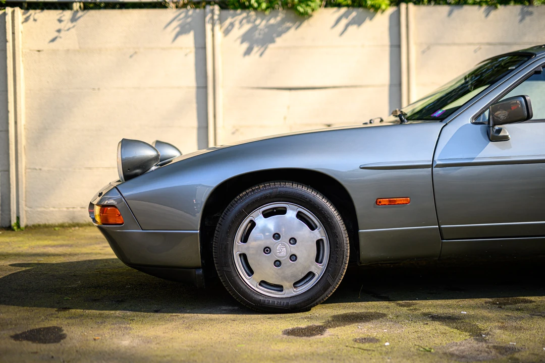 1988 Porsche 928 S4 - Image 23 of 31