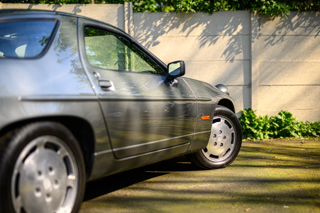 1988 Porsche 928 S4 - Image 26 of 31